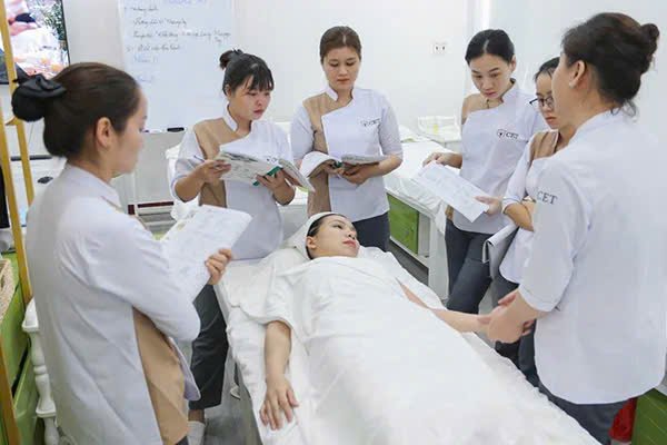 Lớp học lý thuyết phác đồ chuyên sâu